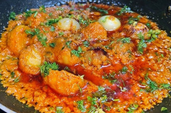 આખી ડુંગળી નું શાક
